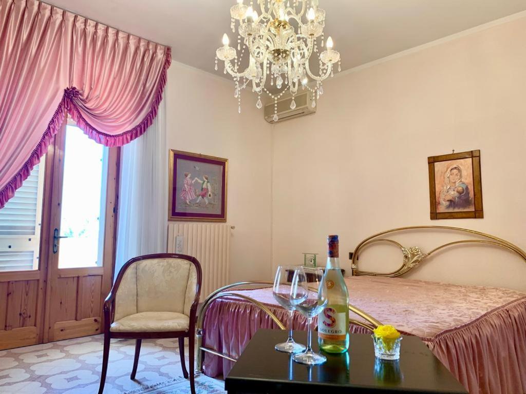 Bed & Breakfast Acquamarina Castro  Exterior foto