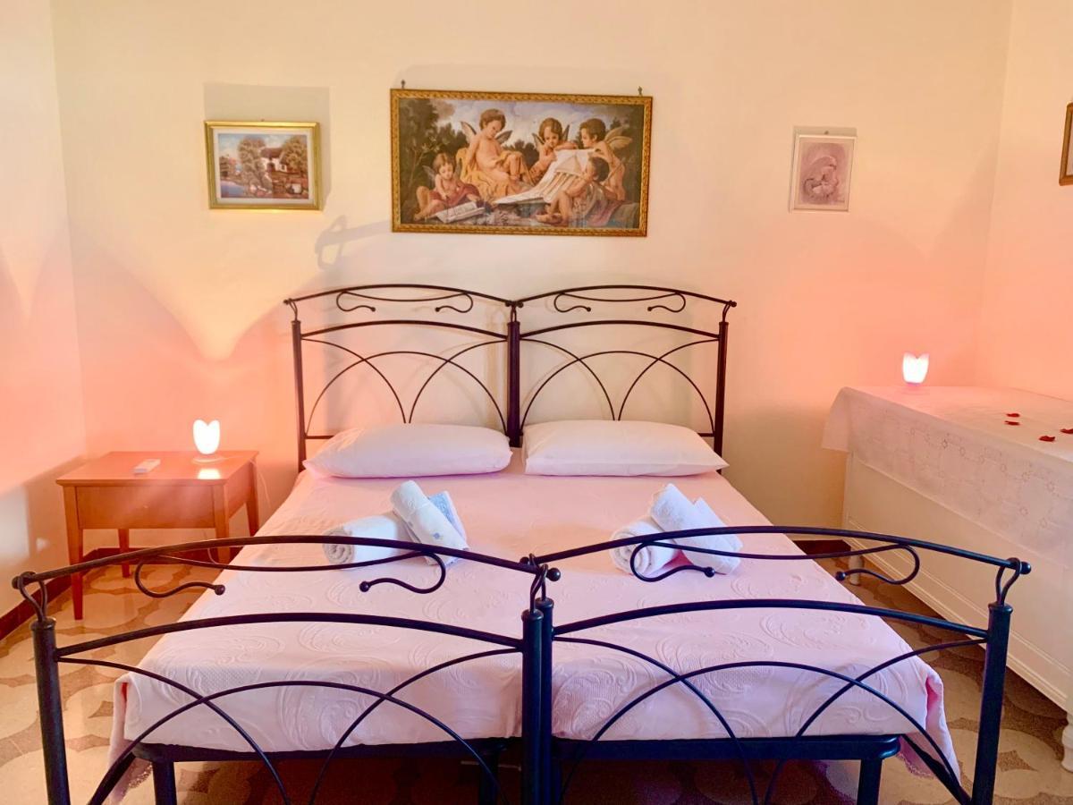 Bed & Breakfast Acquamarina Castro  Exterior foto